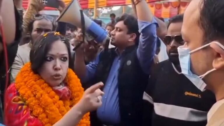 Brahmanbaria_Rumeen Farhana locked in heated argument with magistrate_Pic 1